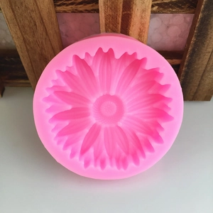 Pink silicone sunflower mold for DIY cake decoration and handmade soap making crafts