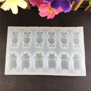 Stampo in silicone a 12 cavità per cioccolatini e fondente a forma di pesce e maiale