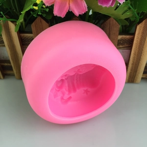 Moule en silicone rose avec relief de sirène pour gâteaux en fondant et savon DIY