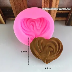 3D Heart silicone mold for DIY chocolate and cake with size 3.5x3.1cm dimensions
