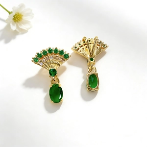 Elegant Chinese fan style gold pendant necklace with green emerald crystal and white flowers