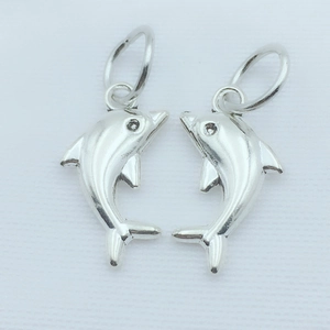 Vintage Silber Delphin Anhänger mit Zirkonia-Augen für DIY Schmuckherstellung