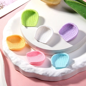 Miniatur-Harzkörbe in Macaron-Farben für DIY-Bastelarbeiten und Puppenhäuser