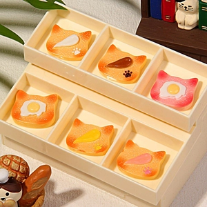 Süße Katzen-Toast-Miniaturen aus Harz mit Spiegelei-Details für DIY-Bastelarbeiten