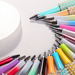 DIY creative beaded pens with colorful macaron barrels and pearl rhinestone decoration