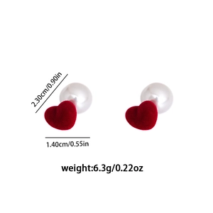 Detailed size display of red flocked heart earrings with pearls and weight measurements
