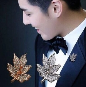 Élégantes broches feuille d'érable en cristal doré et argenté pour costumes et robes
