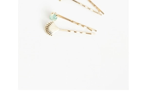 Set de trois barrettes dorées avec décoration de coquillages et pierres en cristal menthe