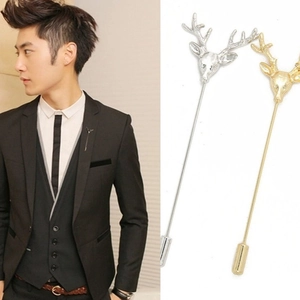 Broche Longue Tige en Alliage Vintage Tête de Cerf pour Hommes Femmes Épingle de Revers de Costume Bijoux en Forme de Bois