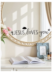 Dettaglio dell'adesivo da parete Jesus Loves You su uno specchio dorato di alta qualità