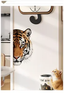 Dettaglio dell'adesivo murale testa di tigre 3D con dettagli realistici del pelo