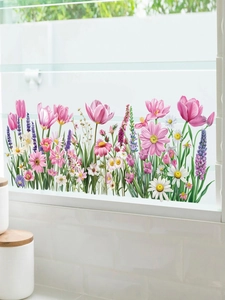 Détail de stickers de fenêtres floraux avec tulipes et lavande sur surface vitrée