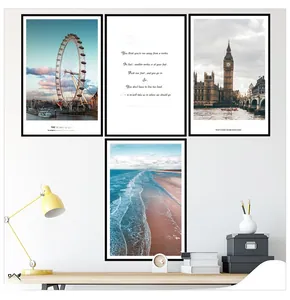 Ensemble d'art mural moderne avec paysages de Londres et plage dans un cadre de bureau