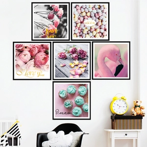 Lot de 6 décorations murales flamant rose et fleurs avec cadres noirs pour chambre