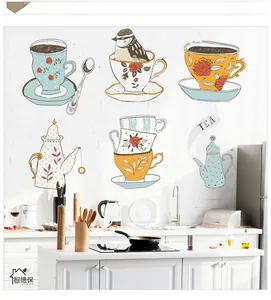 Adesivo murale cucina impermeabile con teiera e tazze dipinte a mano colorate