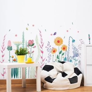 Stickers muraux floraux avec tournesols et marguerites au style de jardin frais dessiné