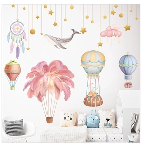 Stickers muraux avec montgolfières, éléphants et plumes pour décoration de chambre enfant