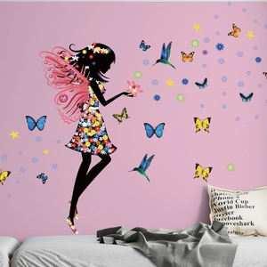 Sticker mural fée avec papillons et fleurs pour chambre et décor de canapé mural