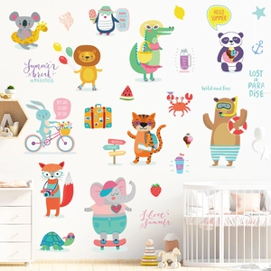 Wandtattoo Set Kinderzimmer mit Cartoon Tieren wie Löwe und Elefant im Sommerdesign