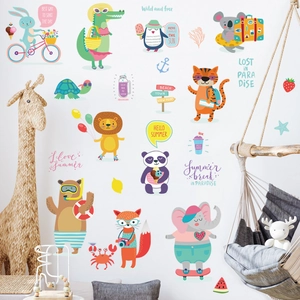 Wandtattoo Set mit Cartoon Tieren wie Elefanten und Löwen für das Kinderzimmer