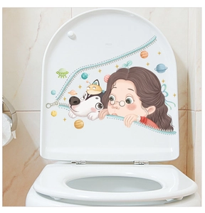 Détails d'autocollants espace avec fille et husky sur un abattant de WC blanc en U