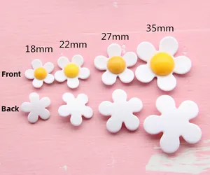 Daisy DIY resin charms in four sizes from 18mm to 35mm with front and back views