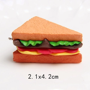 Ciondolo a forma di sandwich in miniatura realistico con strati, misura 2.1x4.2cm