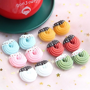 Colorful resin Christmas donut charms for DIY crafts and phone case decorations