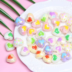 Perline a cuore luminose in colori macaron con finitura perlata per fai da te e hobby
