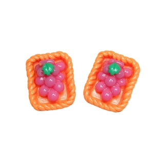 Miniatuur hars fruitmand DIY charms met paarse druiven voor haarspelden en speelgoed