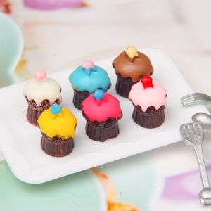 Miniature Food Play Cupcake Accessories Simulation Star Cream Cake DIY Dollhouse Decoration Eco Resin DIY Jewelry Findings