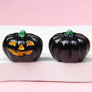 Lichtgevende zwarte Halloween pompoenornamenten van hars voor DIY-knutselen en decoratie