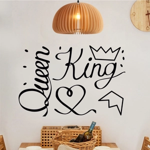 Stickers muraux noirs King et Queen avec couronnes et cœurs pour déco de chambre