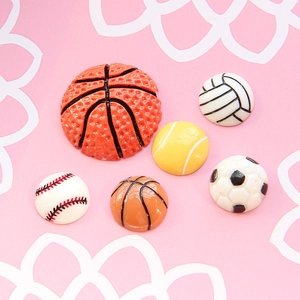 Ciondoli sportivi in resina con basket, calcio e tennis per accessori fai da te