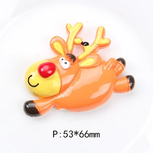 Close-up of a cartoon Christmas reindeer resin charm with 53x66mm size detail