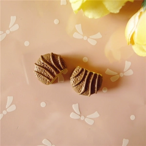 Breloques en résine biscuit au chocolat avec texture de glaçage pour décoration de coques