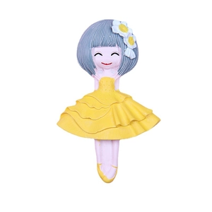 Figurine de ballerine en résine DIY avec robe jaune pour coque de téléphone et déco