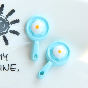 Miniature resin light blue frying pan fried egg charms for creative DIY jewelry making