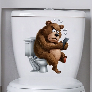 Adesivo impermeabile con orso bruno divertente seduto sul WC mentre usa lo smartphone