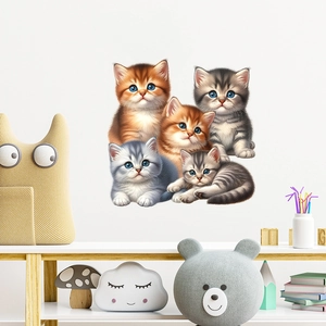 Détail de stickers muraux chat réalistes aux yeux bleus et fourrure texturée sur mur