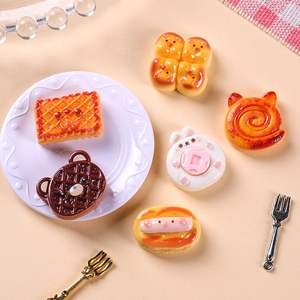 DIY resin miniature animal cookies featuring bear waffles and rabbit macaroons figurines