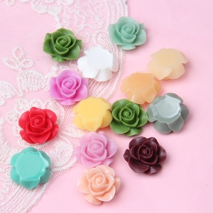 Bunte 18mm Harz Rosenblüten Anhänger in verschiedenen Farben für DIY Schmuckherstellung