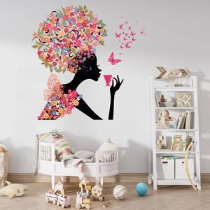 Sticker mural silhouette de fille fée florale avec papillons roses pour chambre