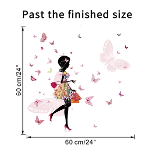 Détails des dimensions du sticker mural 60x60cm avec motif de fille fleurie et papillons