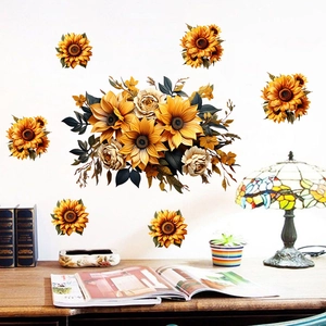 Détail de stickers muraux tournesols vibrants avec des motifs floraux autocollants déco
