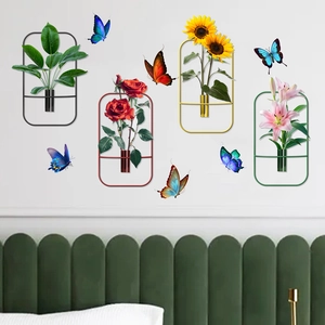 Detailansicht der 3D Blumen Wandaufkleber mit Sonnenblumen in geometrischen Vasen