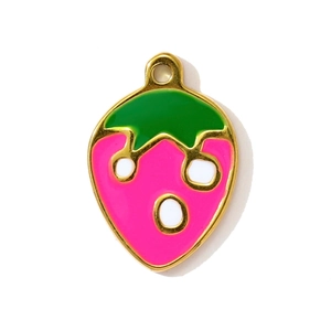 Französischer goldener Erdbeere-Anhänger mit rosa Emaille und grünen Blattdetails