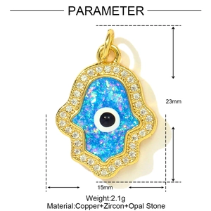 Détails du pendentif main de Fatima en opale bleue avec dimensions de 23mm x 15mm