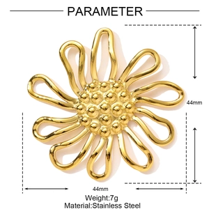 Detailed view of 44mm gold stainless steel floral pendant with weight and size parameters