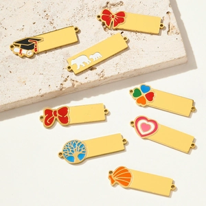 Lot de 8 breloques rectangulaires émaillées plaquées or pour la création de bijoux DIY
